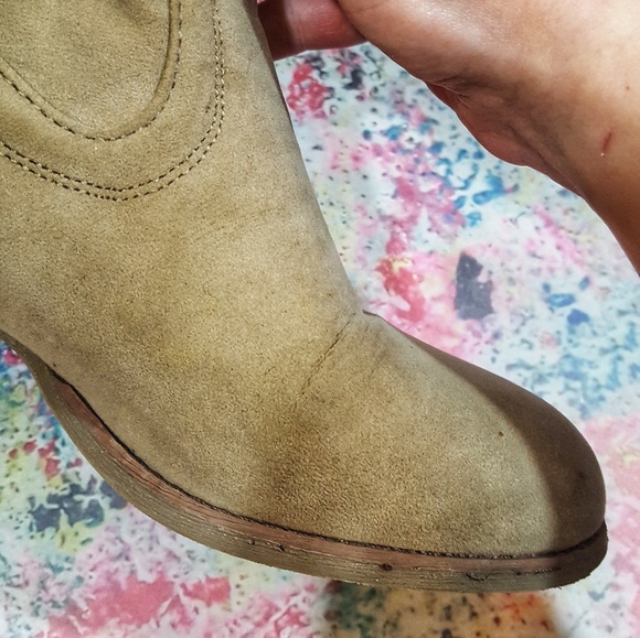 Heeled Booties - Picture 3 of 6